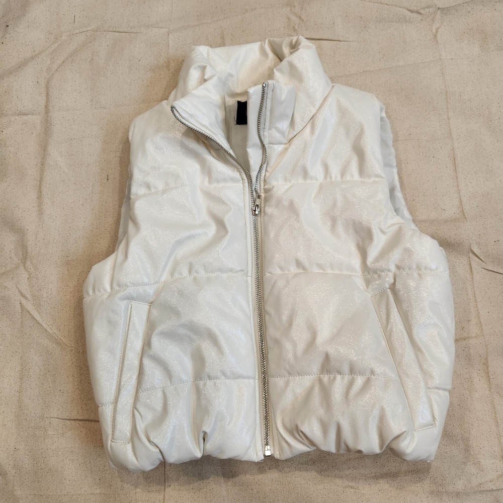Ambiance Outerwear Faux Leather Puffer Vest Women Medium White Shiny Cropped M